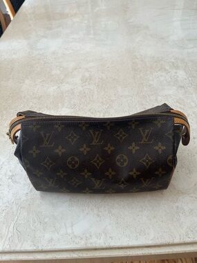 Louis Vuitton Brown Monogram Toiletry Bag